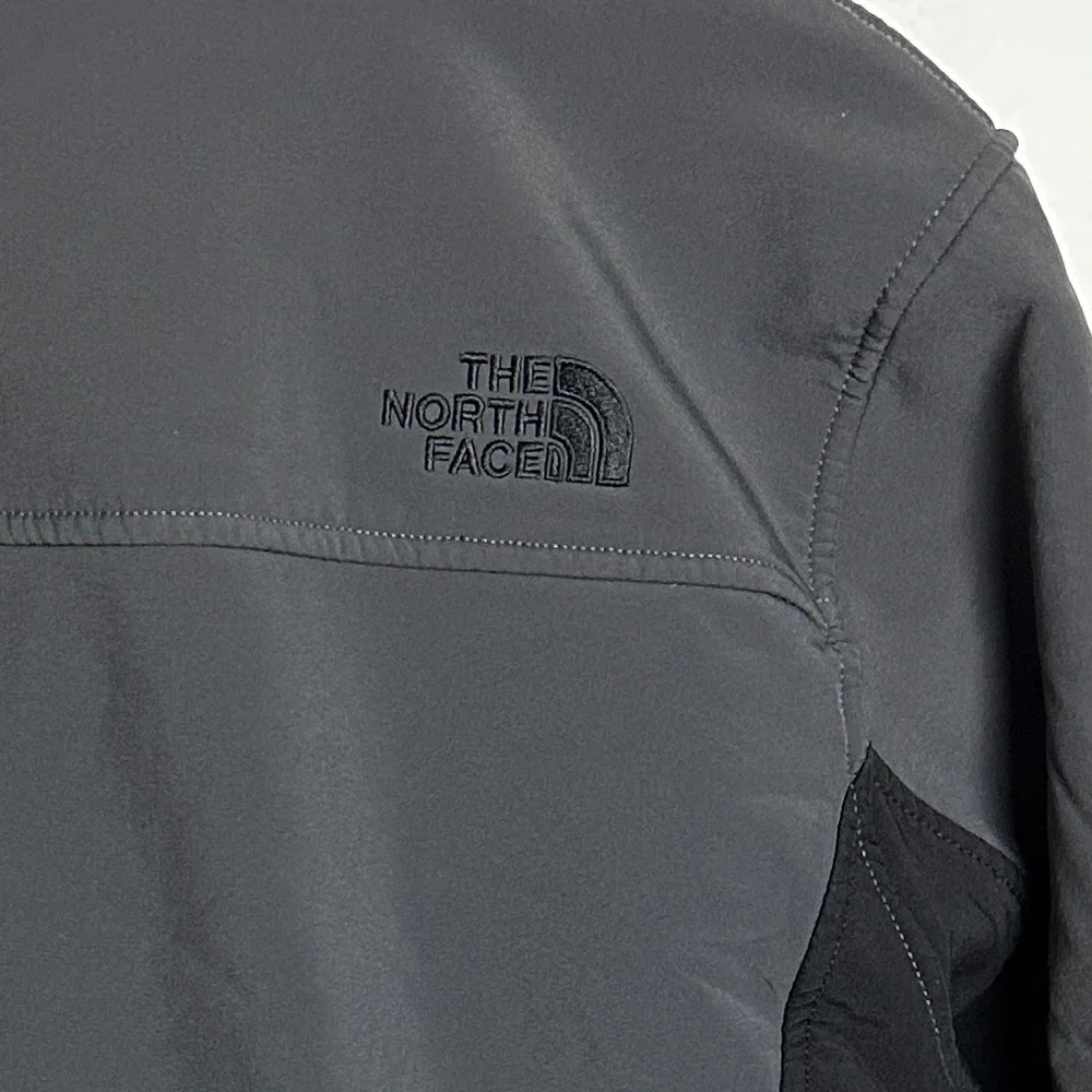 The North Face Men's Apex Chrome Thermal Jacket Asphalt Grey w/ Black Size Small
